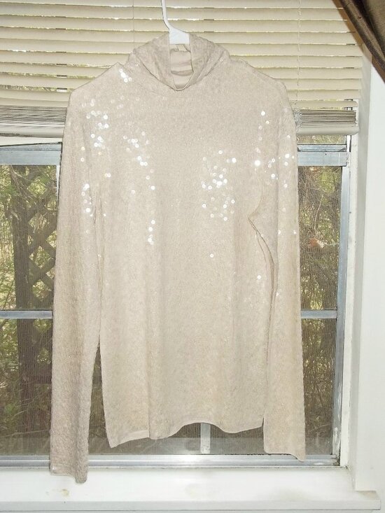 Express Women’s Sequin Long Sleeve Top Beige Sparkly Gorgeous Bling Classy - Picture 2 of 6